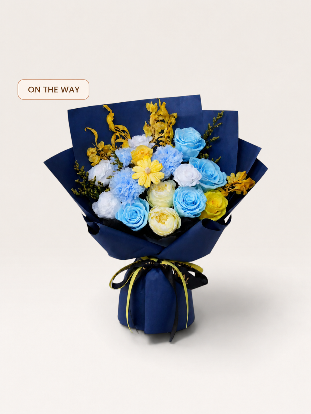 Golden Horizon-Grand Preserved Flower Bouquet — ON THE WAY